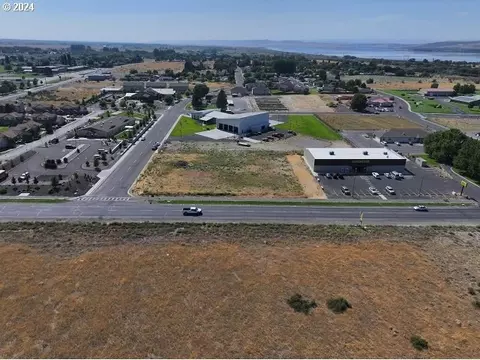 S Main St, Boardman, OR 97818 photo 3