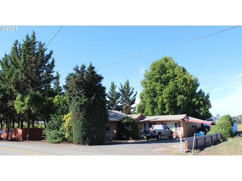 495 Winston Section Rd, Winston, OR 97496 photo 1