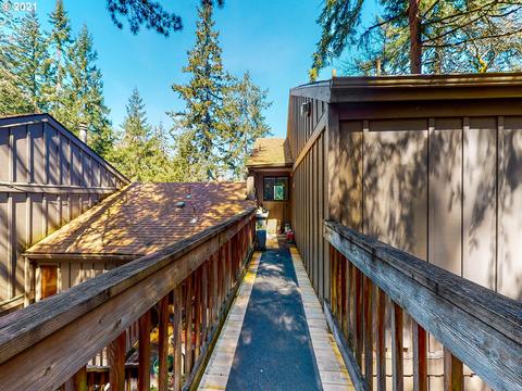 224 Trailside Loop, Eugene, OR 97405 photo 1