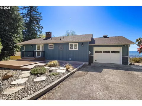 155 Grandview Ter, Longview, WA 98632