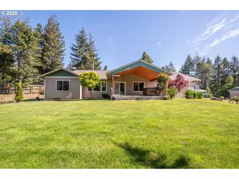 69143 Willow Rd, North Bend, OR 97459