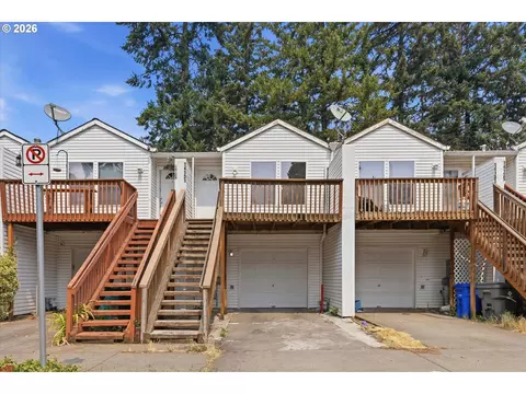 14131 SE Woodward St, Portland, OR 97236
