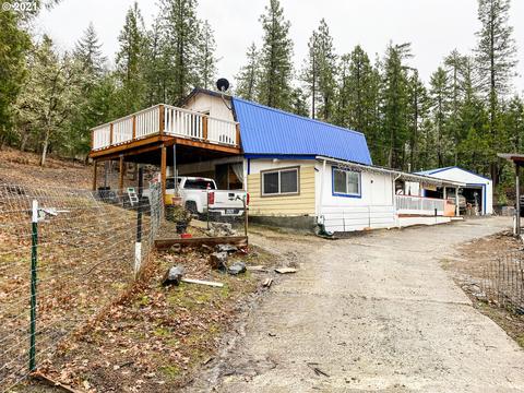 11000 E Antelope Rd, Eagle Point, OR 97524 photo 1