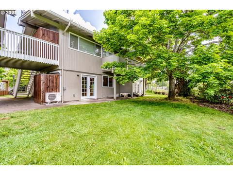 2044 W 14th Pl, Eugene, OR 97402 photo 1
