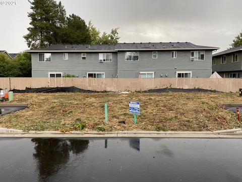 1546 E 3rd St, Newberg, OR 97132 photo 1