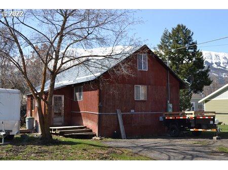 701 S East St, Joseph, OR 97846