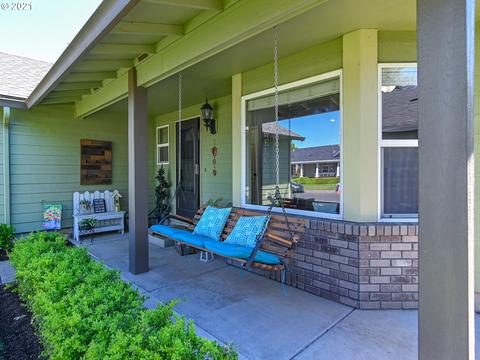 3759 Berkshire St, Eugene, OR 97401 photo 1