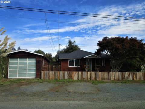 723 Bender, Myrtle Point, OR 97458 photo 1