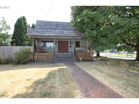 454 SE Spruce Ave, Gresham, OR 97080 photo 1