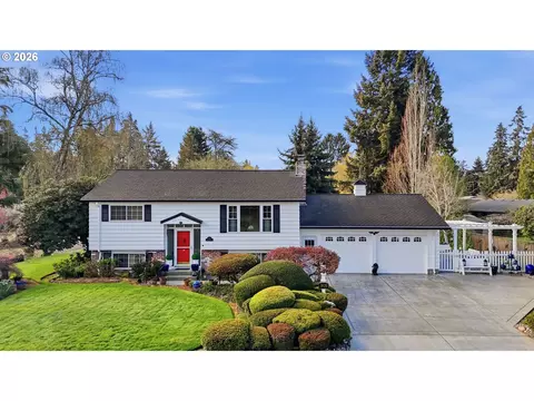 3676 SE Pine St, Hillsboro, OR 97123