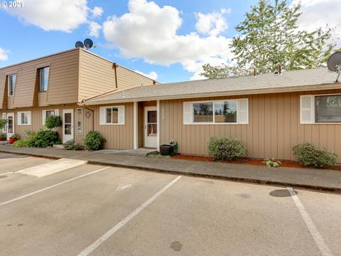 853 NE Territorial Rd, Canby, OR 97013 photo 1
