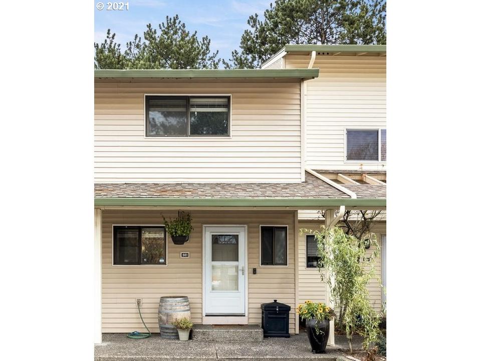 561 N Hayden Bay Dr, Portland, OR 97217 23 Photos MLS 21583967