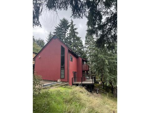 3520 Emerald St, Eugene, OR 97405 photo 1