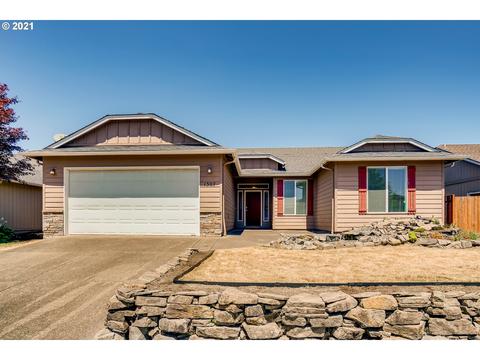 1307 Mt View Ln, Molalla, OR 97038 photo 1