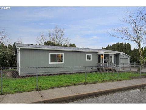 824 E 8th St, Molalla, OR 97038 photo 1