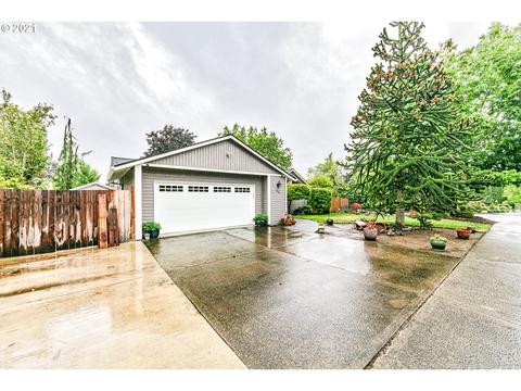 705 SW Birdsdale Dr, Gresham, OR 97080 photo 1