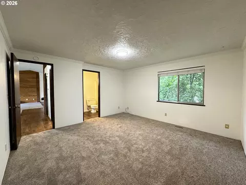 Bedroom - 36350 Dubarko Rd, Sandy, OR 97055 photo 2 of 4