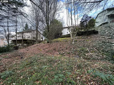Exterior - 36350 Dubarko Rd, Sandy, OR 97055 photo 8 of 12