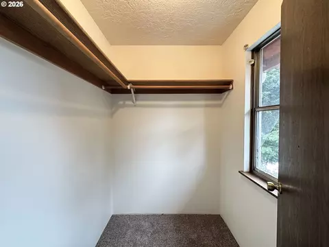 Other - 36350 Dubarko Rd, Sandy, OR 97055 photo 2 of 7