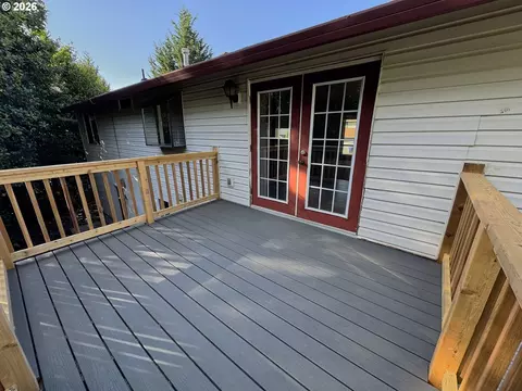Exterior - 36350 Dubarko Rd, Sandy, OR 97055 photo 10 of 12