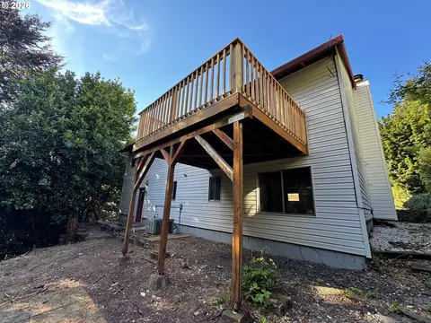 Exterior - 36350 Dubarko Rd, Sandy, OR 97055 photo 9 of 12