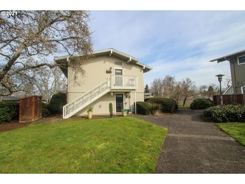 1579 Garfield Pl, Eugene, OR 97402 photo 1