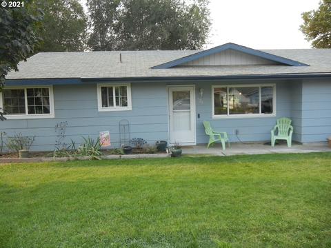 920 E Gladys Ave, Hermiston, OR 97838 photo 1