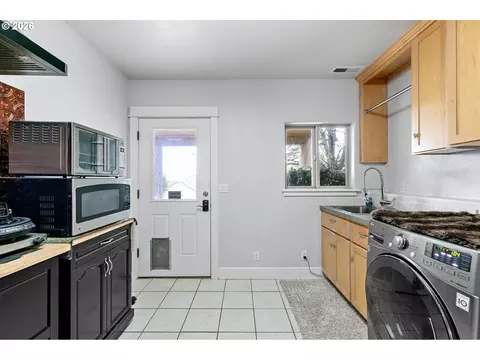Other - 3147 Tanner Park Dr, Eugene, OR 97405 photo 5 of 10