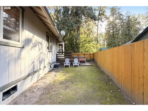 Exterior - 64911 E Sandy River Ln, Rhododendron, OR 97049 photo 7 of 7