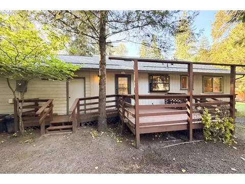 Exterior - 64911 E Sandy River Ln, Rhododendron, OR 97049 photo 3 of 7