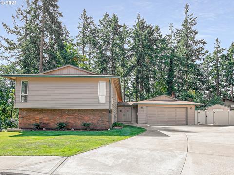 6705 Parkway Dr, Gladstone, OR 97027 photo 1