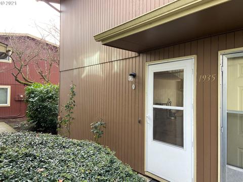 1935 W 17th Ave #A, Eugene, OR 97402 photo 1