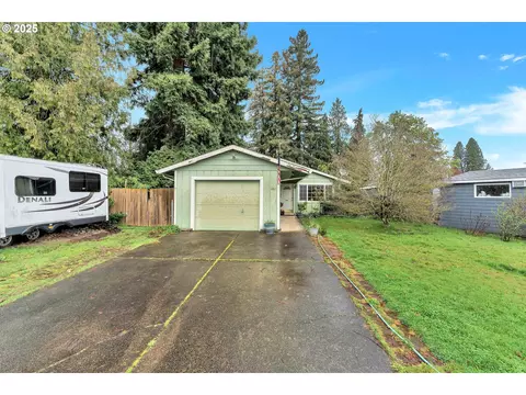 482 SW 6th Ave, Canby, OR 97013