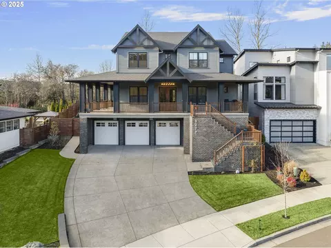 9277 SE Spyglass Dr, Happy Valley, OR 97086