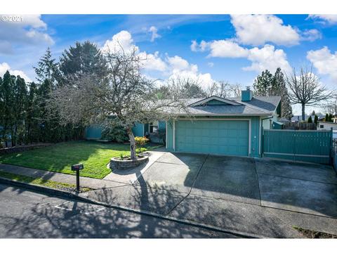 231 SE Paropa Ct, Gresham, OR 97080 photo 1