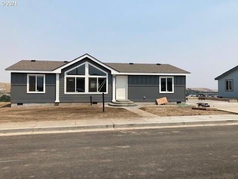 3121 SW Terrace Dr, Pendleton, OR 97801 photo 1