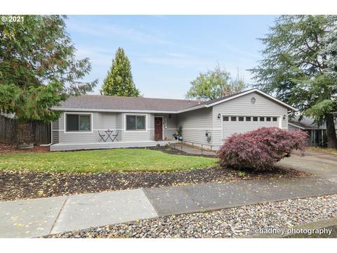 2497 SE Hacienda Ave, Gresham, OR 97080 photo 1