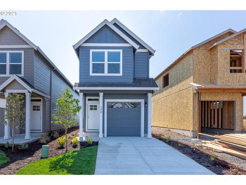 132 E Wayno Way, Newberg, OR 97132 photo 1