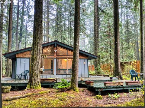 24640 E Arthur Hailey Rd, Rhododendron, OR 97049 photo 1