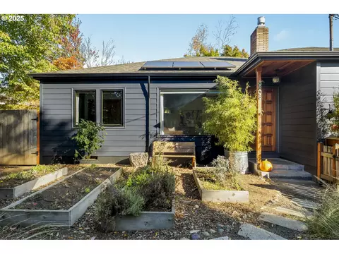 8606 N Dwight Ave, Portland, OR 97203