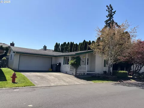 1111 SE 3rd Ave #14, Canby, OR 97013