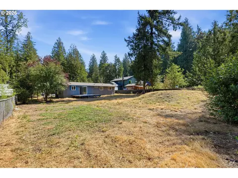Exterior - 19709 E Victory Ln, Sandy, OR 97055 photo 5 of 6