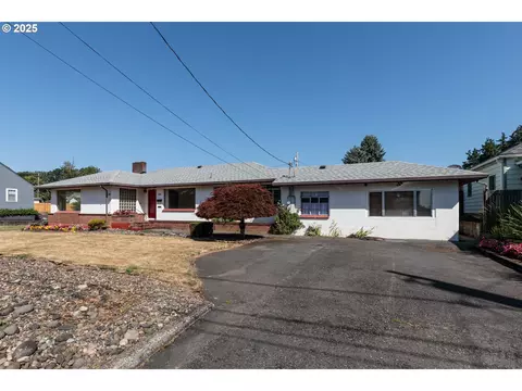 144 Park St, Saint Helens, OR 97051