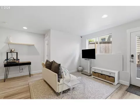 Living - 3779 SW Mckinley St, Gresham, OR 97080 photo 2 of 2