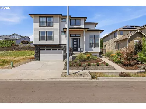 Exterior - 3779 SW Mckinley St, Gresham, OR 97080 photo 2 of 10