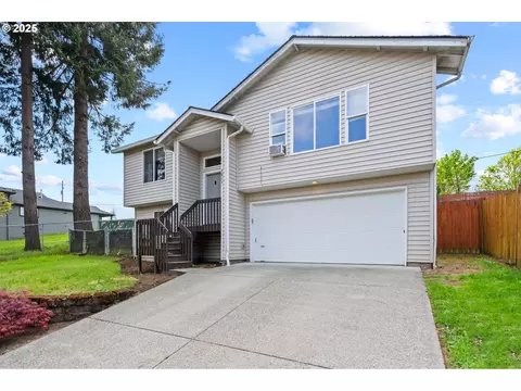 7611 NE 64th Cir, Vancouver, WA 98662