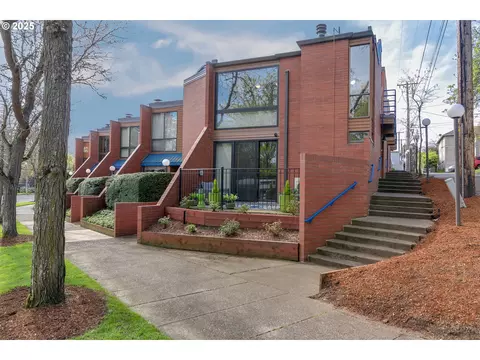 110 High St, Eugene, OR 97401