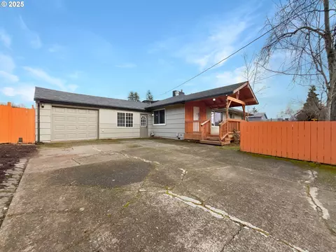 216 42nd St, Washougal, WA 98671