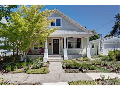 4831 N Vanderbilt St, Portland, OR 97203