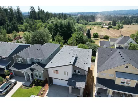 15192 SW Huntwood St, Tigard, OR 97224